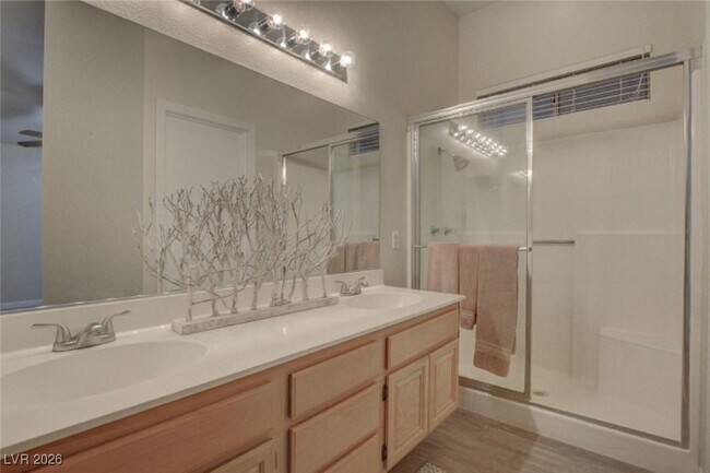 Building Photo - 4417 Norte Cir