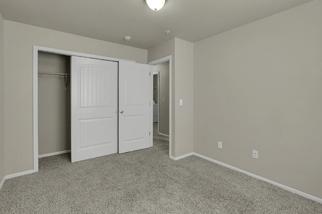Building Photo - $1,895.95, 3-bed, 2.5-bath townhome located in Colorado Springs.