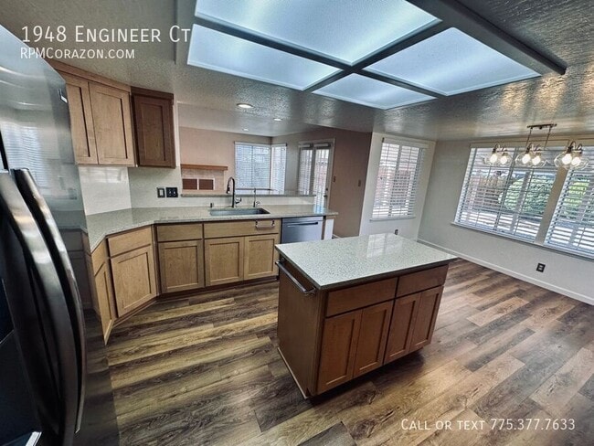 Building Photo - 1948 Engineer Ct