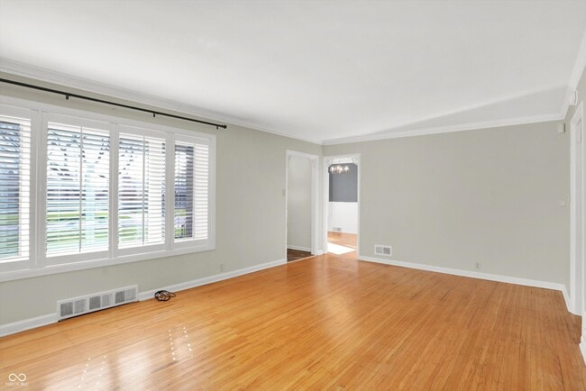 Building Photo - 1240 N Irvington Ave