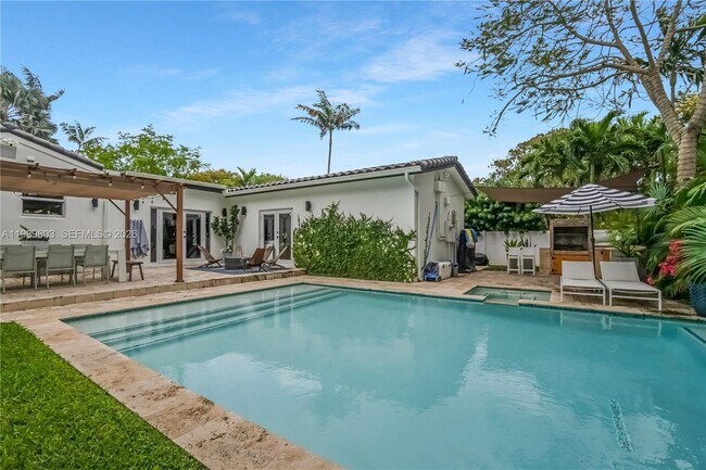 Building Photo - Northeast 91st Terrace, Miami Shores, FL 33138 - 4 BR 3 BA single-family home