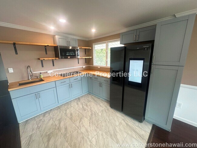 Building Photo - 805 Alewa Dr