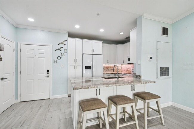 Building Photo - 5000 Culbreath Key Way