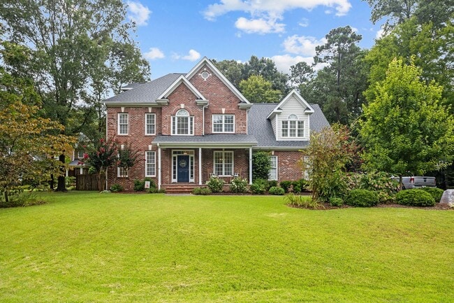 Primary Photo - Spacious 4-Bedroom Home with Large Yard & ...