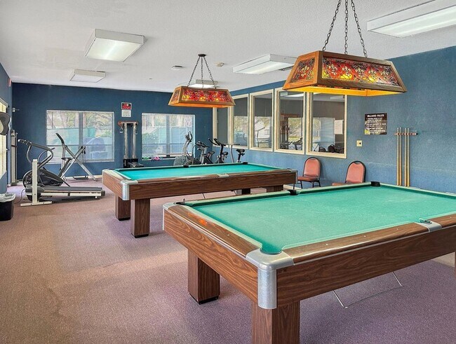 Building Photo - 6090 N Sabal Palm Blvd