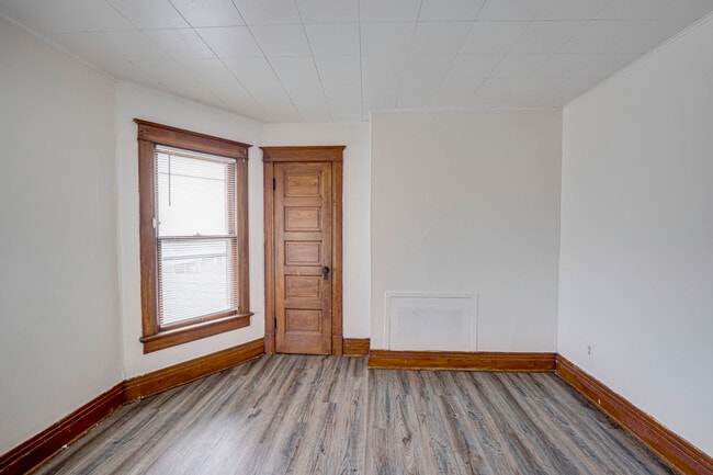 Building Photo - 706 McDonough St