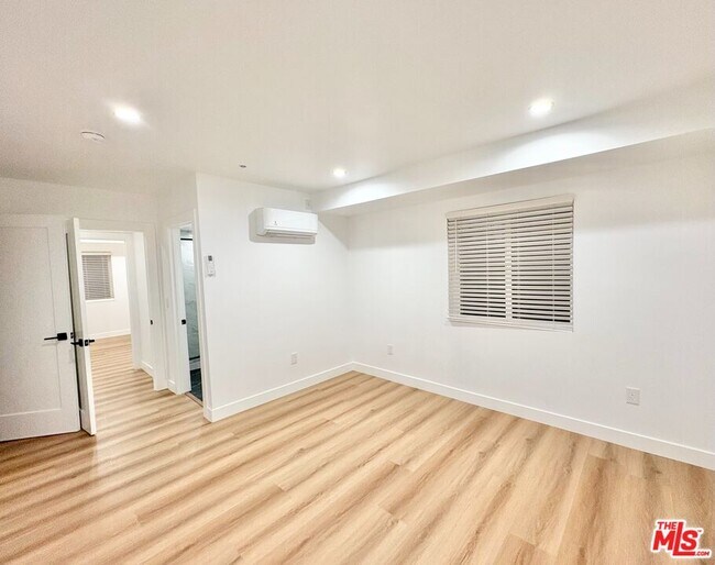 Building Photo - 4512 St Elmo Dr