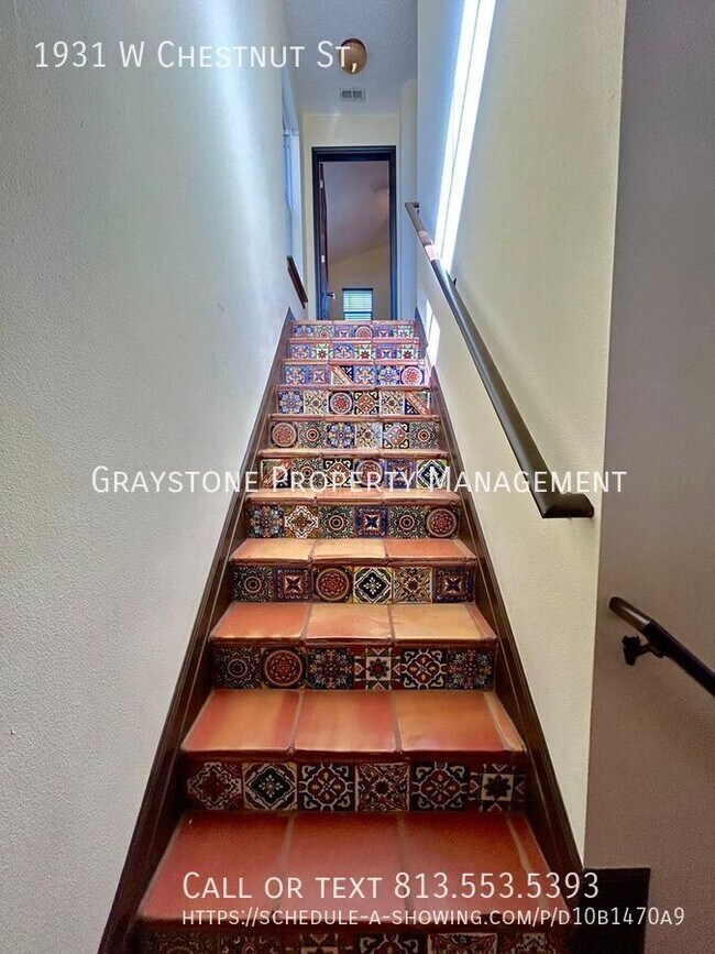 Building Photo - 1931 W Chestnut St