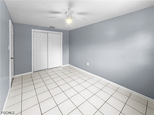 Building Photo - 6617 Warwick Cir