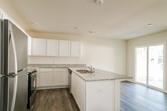 Building Photo - 2575 Provence Dr SE, Bolivia, NC