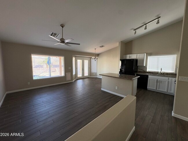 Building Photo - 17901 N 111th Dr