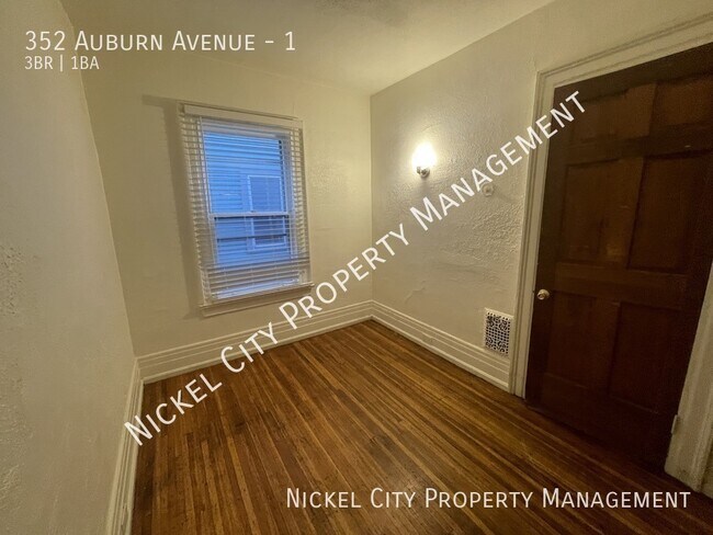 Building Photo - 352 Auburn Ave