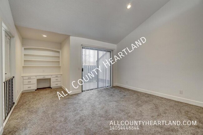 Building Photo - 2030 Three Stars Rd