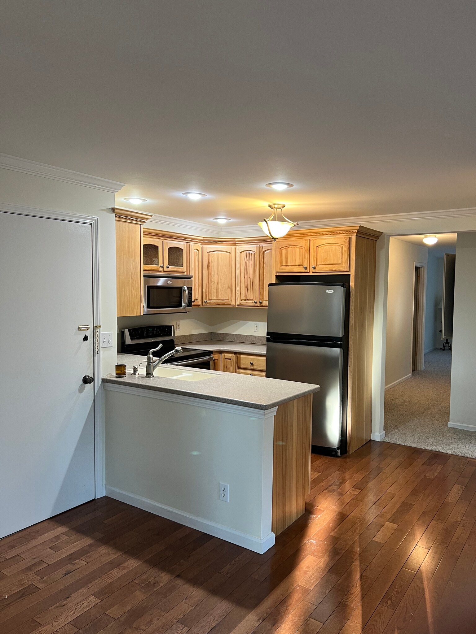 Building Photo - 8817 N Picture Ridge Rd