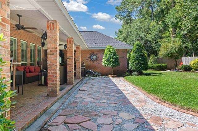 Building Photo - 414 Westwood Dr