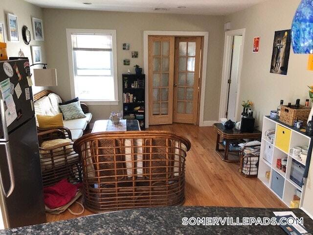 Building Photo - 27 Fairfax St