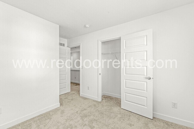 Building Photo - 4513 Branower St