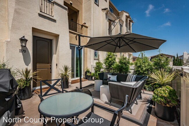 Building Photo - 3 br, 3 bath House - 1170 Via Lucero
