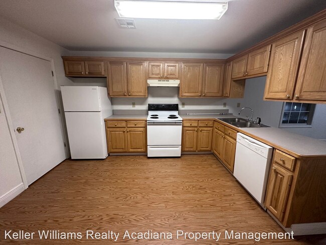 Building Photo - 2 br, 1 bath House - 348 Raymond Church Road