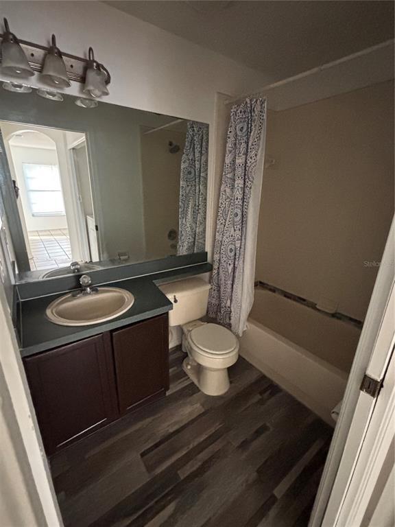 Building Photo - 13301 Fairway Glen Dr