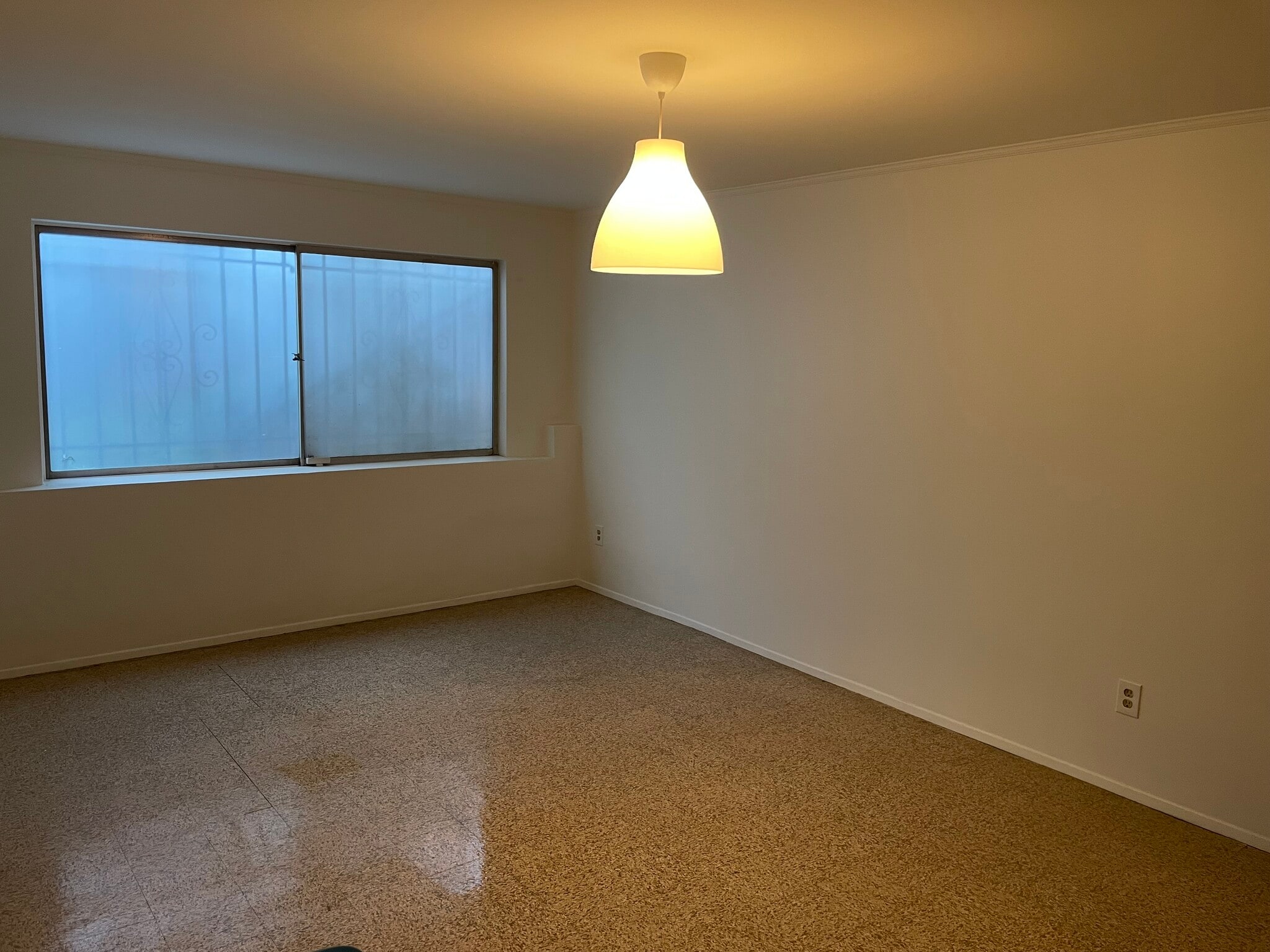 Building Photo - 1827 Oak Tree Dr
