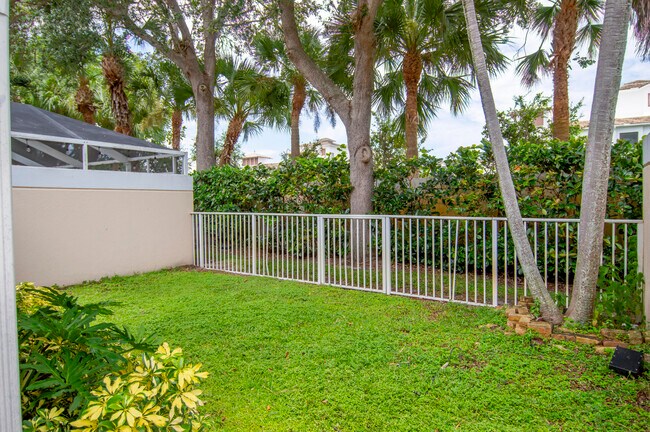 Building Photo - 504 Capistrano Dr