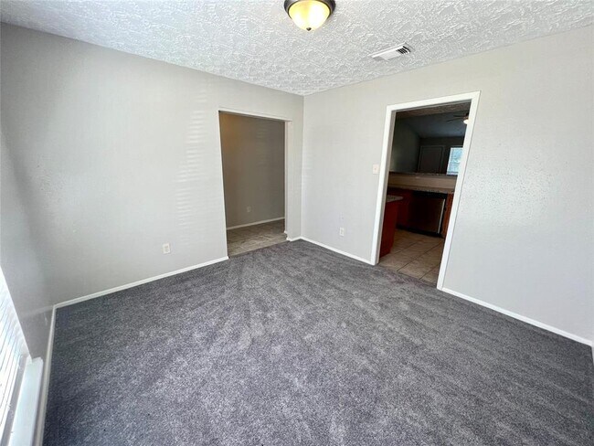 Building Photo - 6502 Bazel Brook Dr