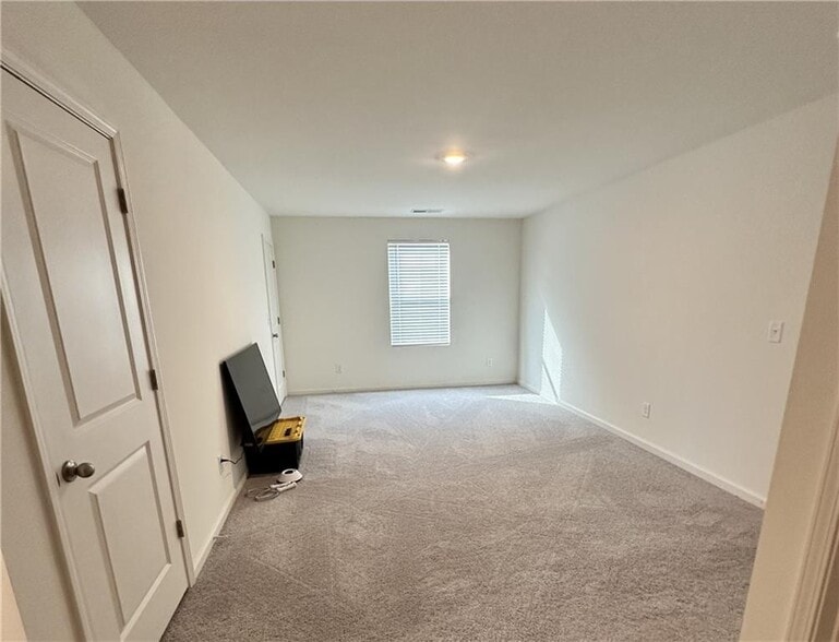 Building Photo - 7353 Cranleigh St