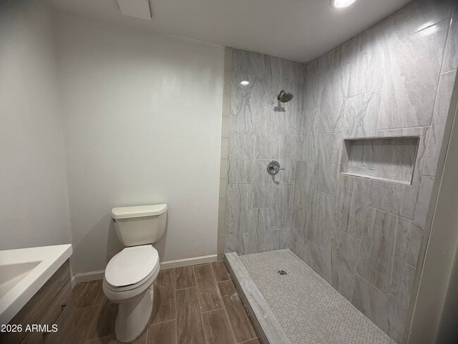 Building Photo - 15607 N Factory St