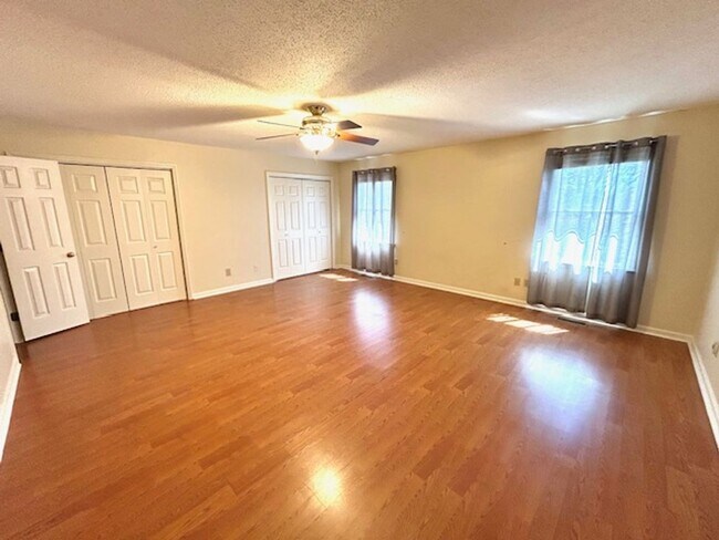 Building Photo - Beautiful Home for Rent in the Heart of Madison - MOVE IN SPECIAL