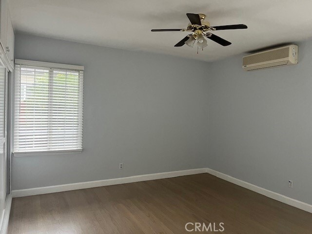 Building Photo - 6752 Oak Ave