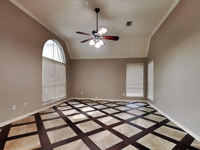 Building Photo - 31307 Baker lane Dr