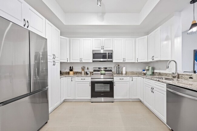 Building Photo - 131 S Courtenay Pkwy