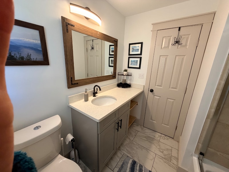 Building Photo - 105 Kirby St