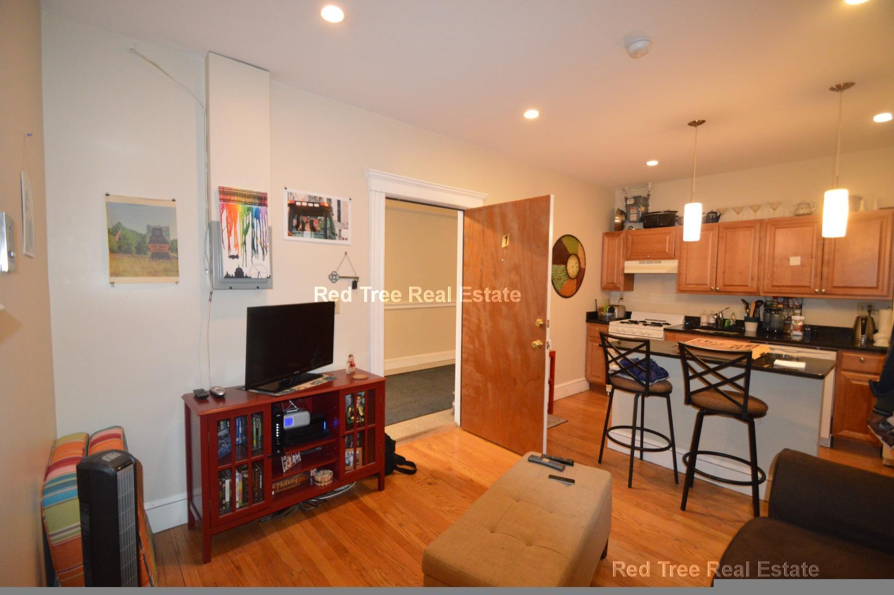 Building Photo - 110 Brainerd Rd