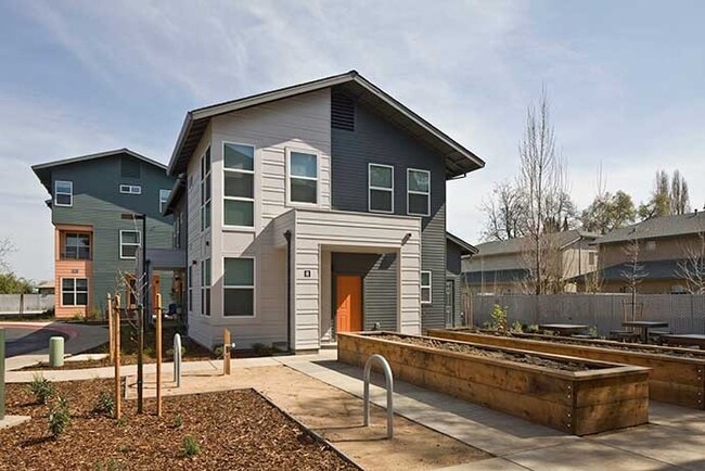 Primary Photo - Maple Park, Phase 1 Maple Park Apartments