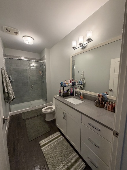 Building Photo - 8700 E 116th St