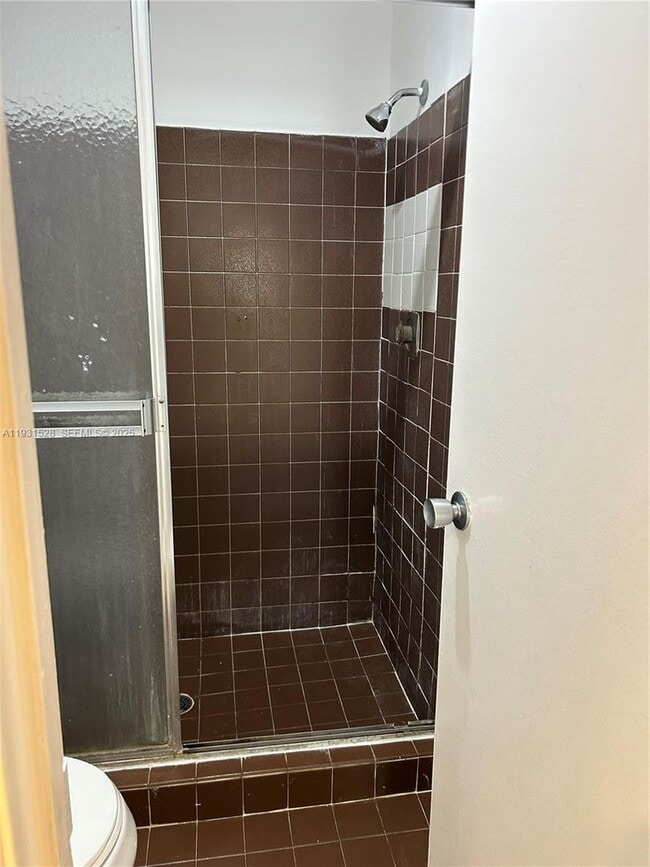 Building Photo - 6857 SW 36th Ct