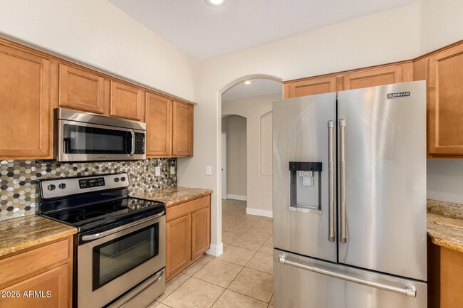 Building Photo - 10625 E Knowles Ave