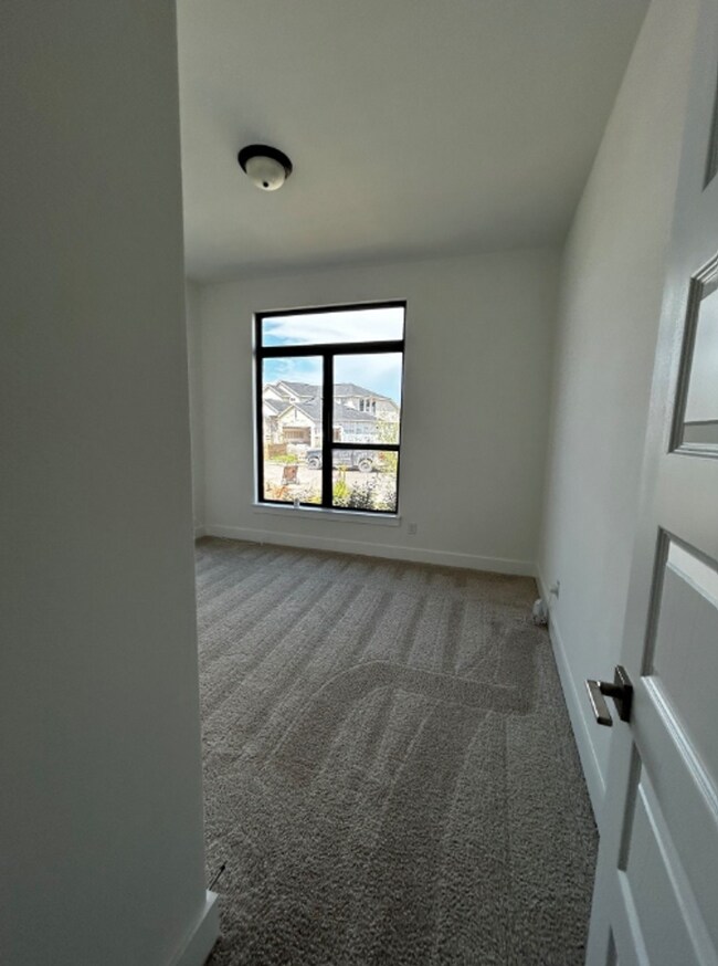 Building Photo - Coming Soon!  4 BR/3BA | Single Family Home | 1-Car Covered Parking | In Liberty Hill!