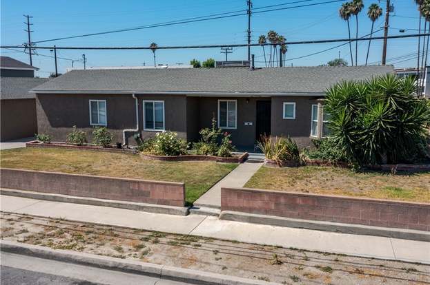Building Photo - 9412 Nance Ave