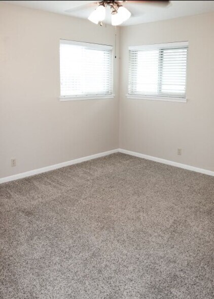 Building Photo - 118 Catalina Cir