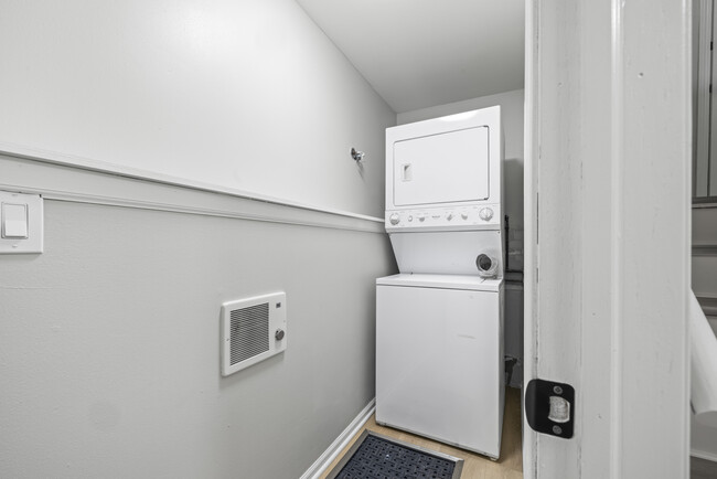 Laundry Room - 2435 W Layton Ave