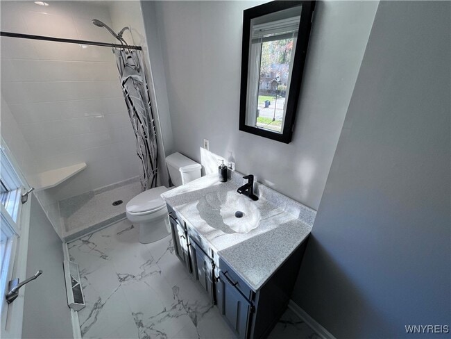 Building Photo - 306 Randwood Dr