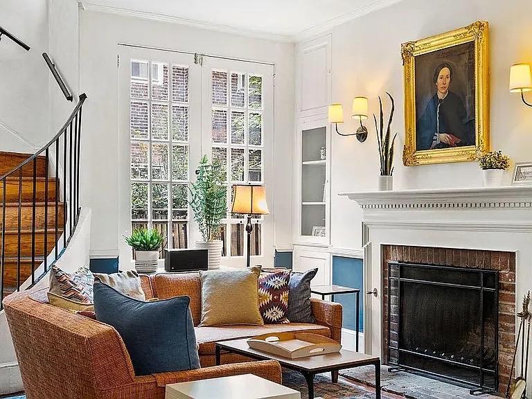 Living Room - 1245 Lombard St