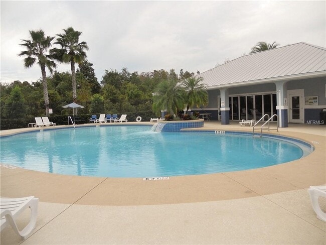 Building Photo - REDUCED!!!  UGE 2000 SQFT/4 Bed/2 bath/2 car garage with TONS of upgrades, HOA community: pool, p...