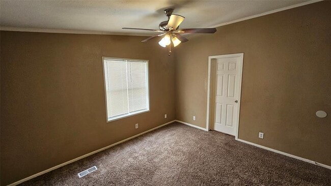 Building Photo - 10222 Elderberry Park Ln