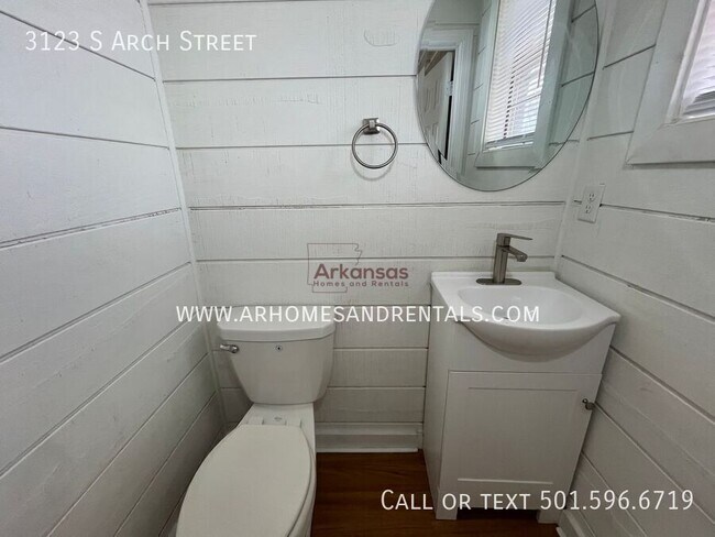 Building Photo - 3123 S Arch St