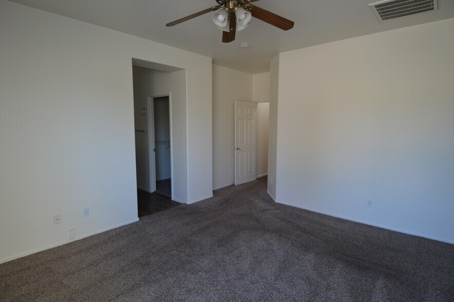 Building Photo - 3534 Tundra Swan St