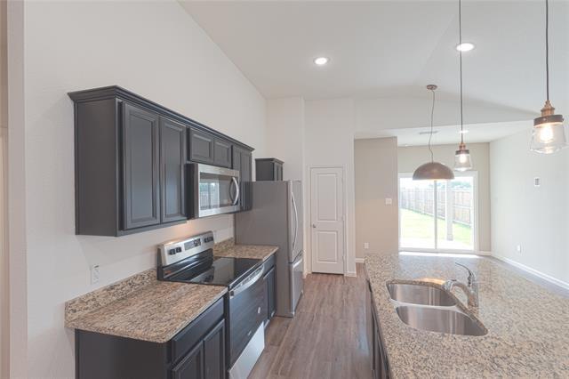 Building Photo - 6841 Bonanza Way